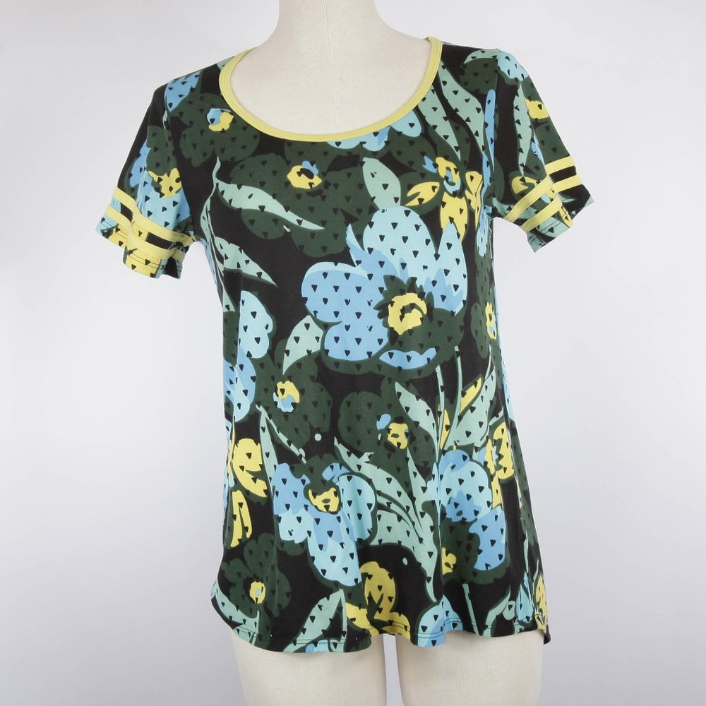 LulaRoe T-shirt with green blue floral print XS